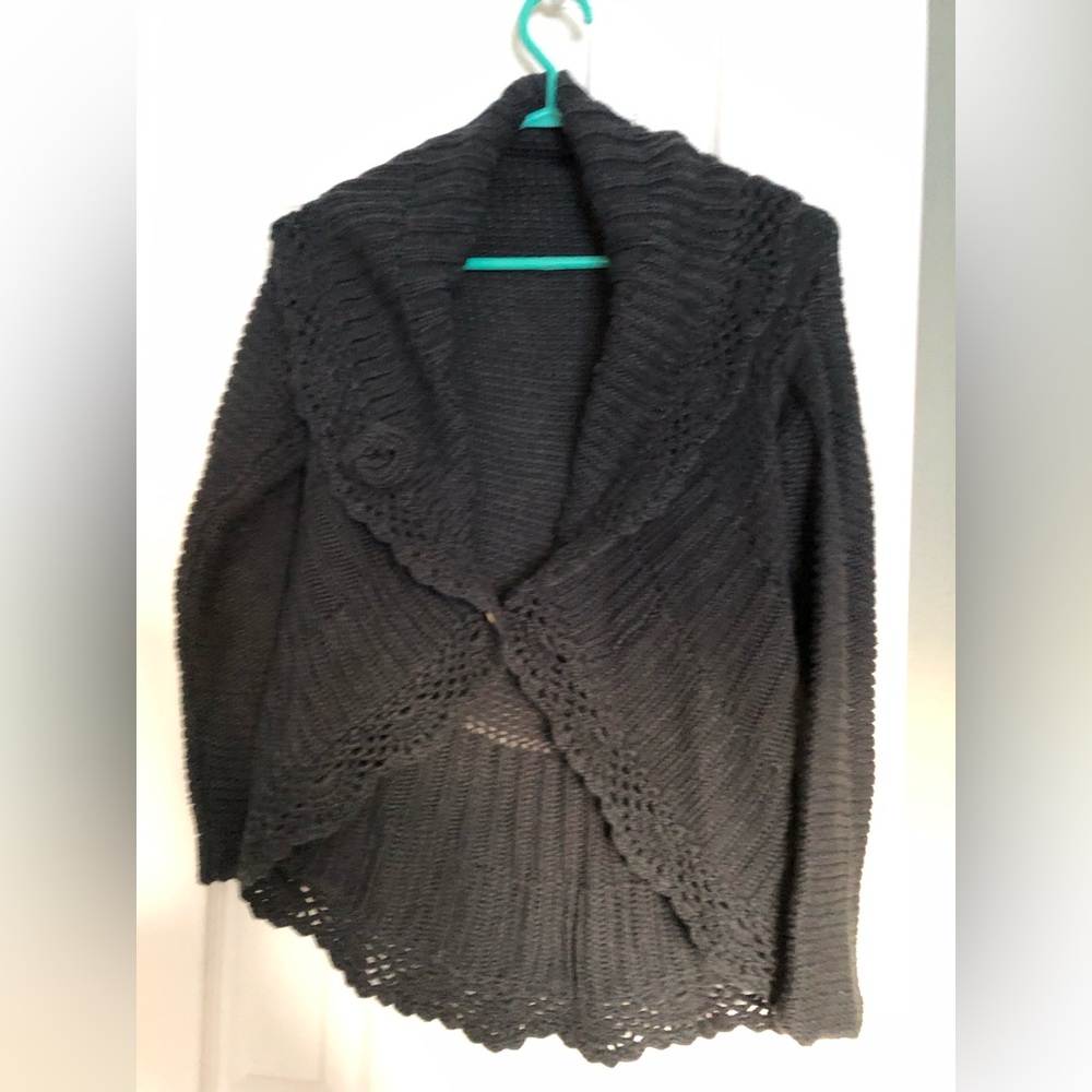 Never worn, great condition.